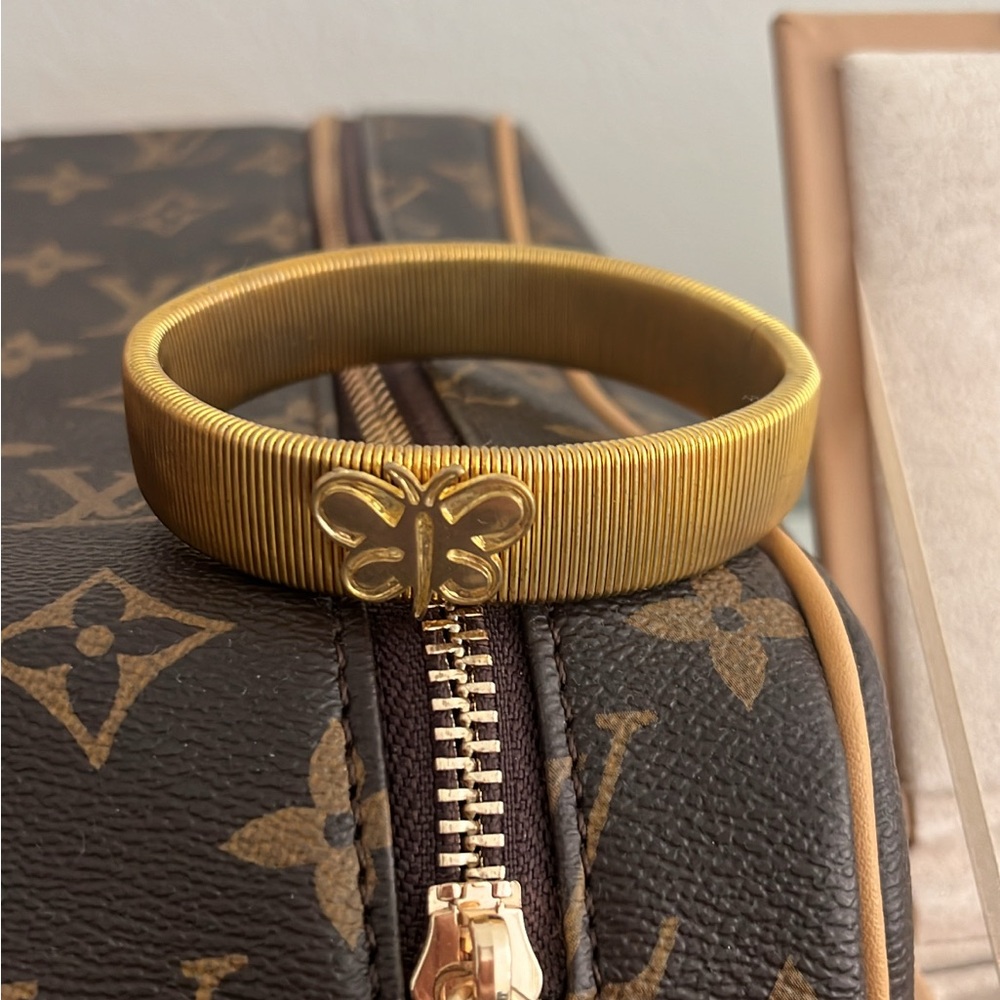 Stretchy gold vintage butterfly bracelet